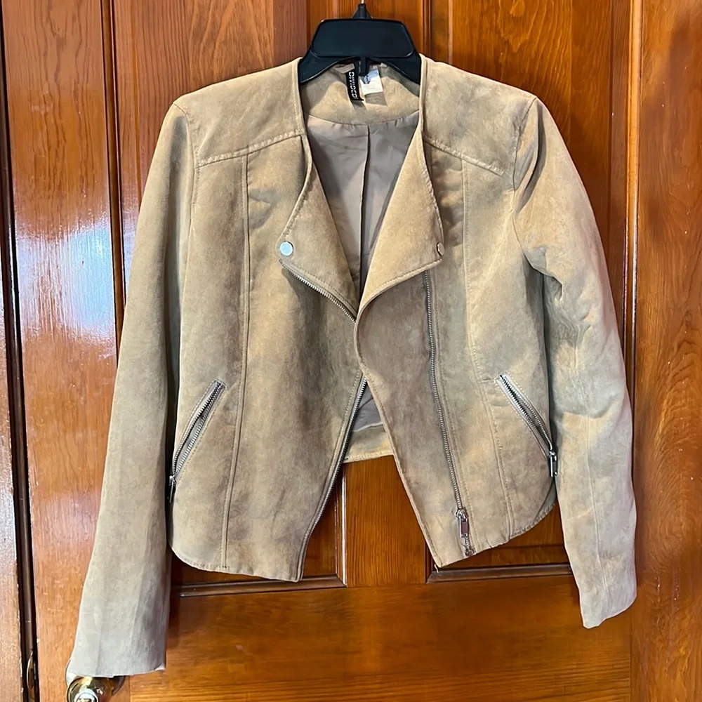 H&M divided jacket - Picture 1 of 3